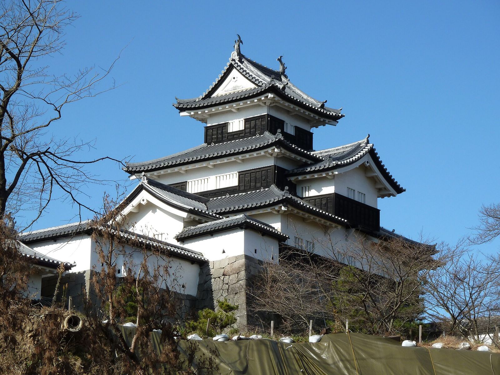 悲劇の伝説「おとめ桜の人柱」